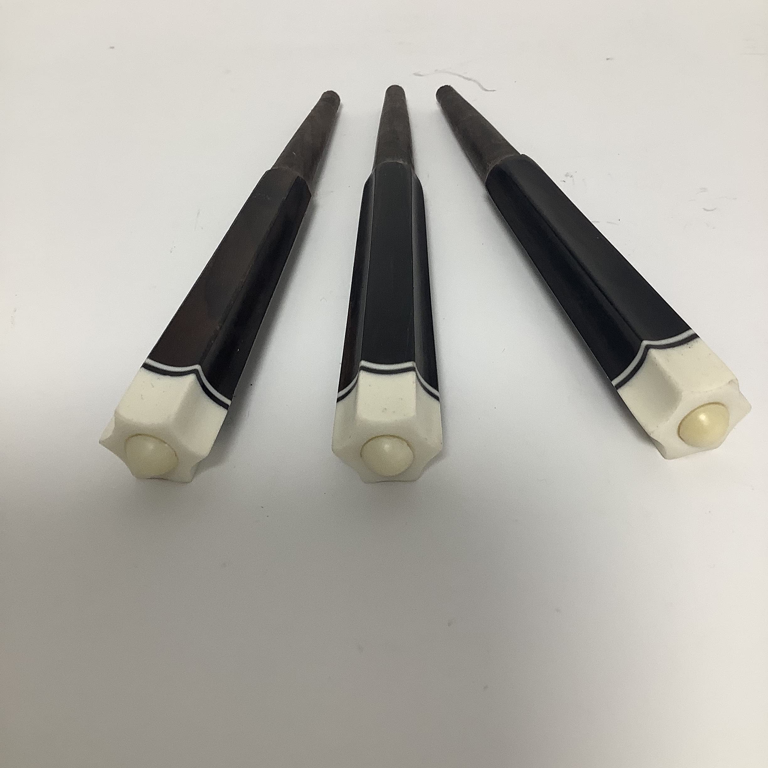 Amazon | 沖縄三線用カラクイ3本セット【黒木六角サンド】穴あけ加工済